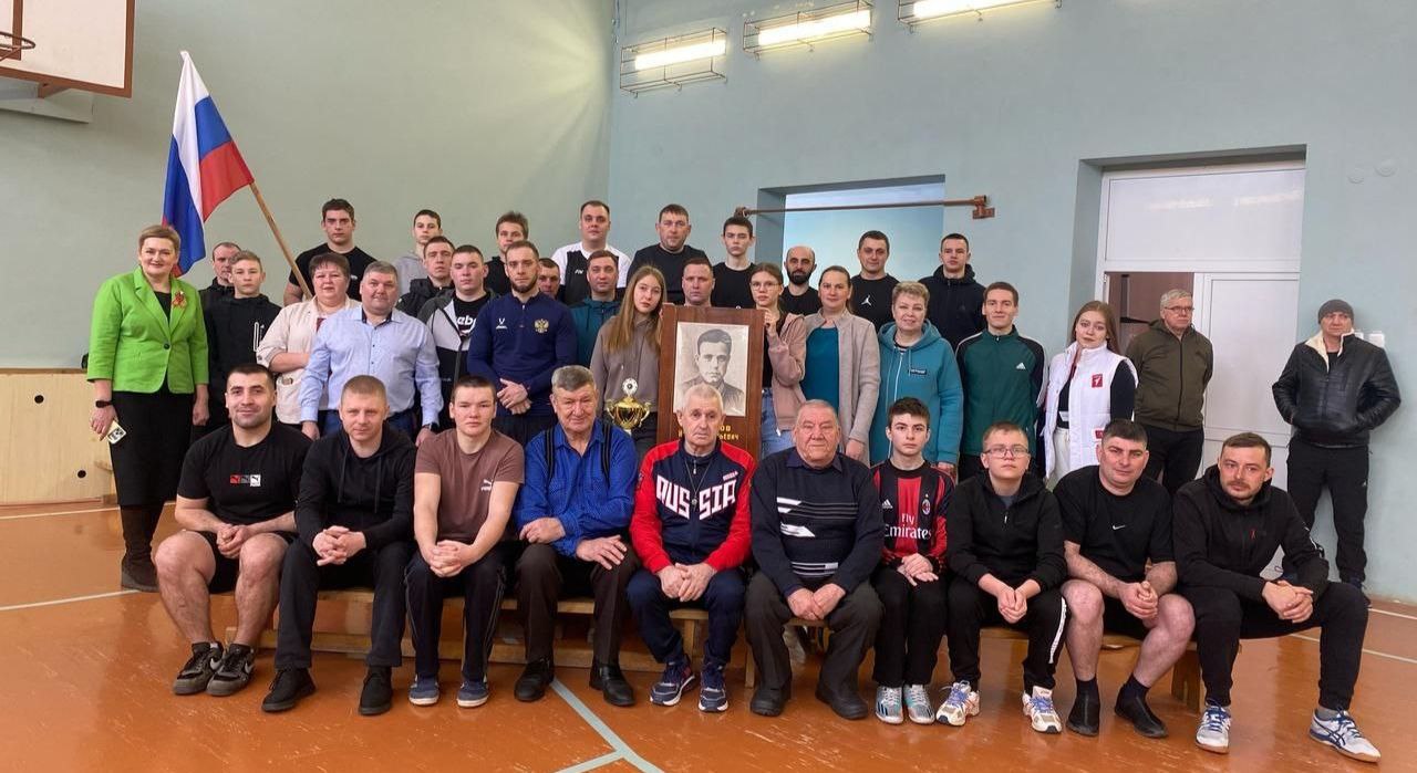 Сластухинские волейболисты одержали победу в турнире имени Героя Советского Союза Ивана Образцова