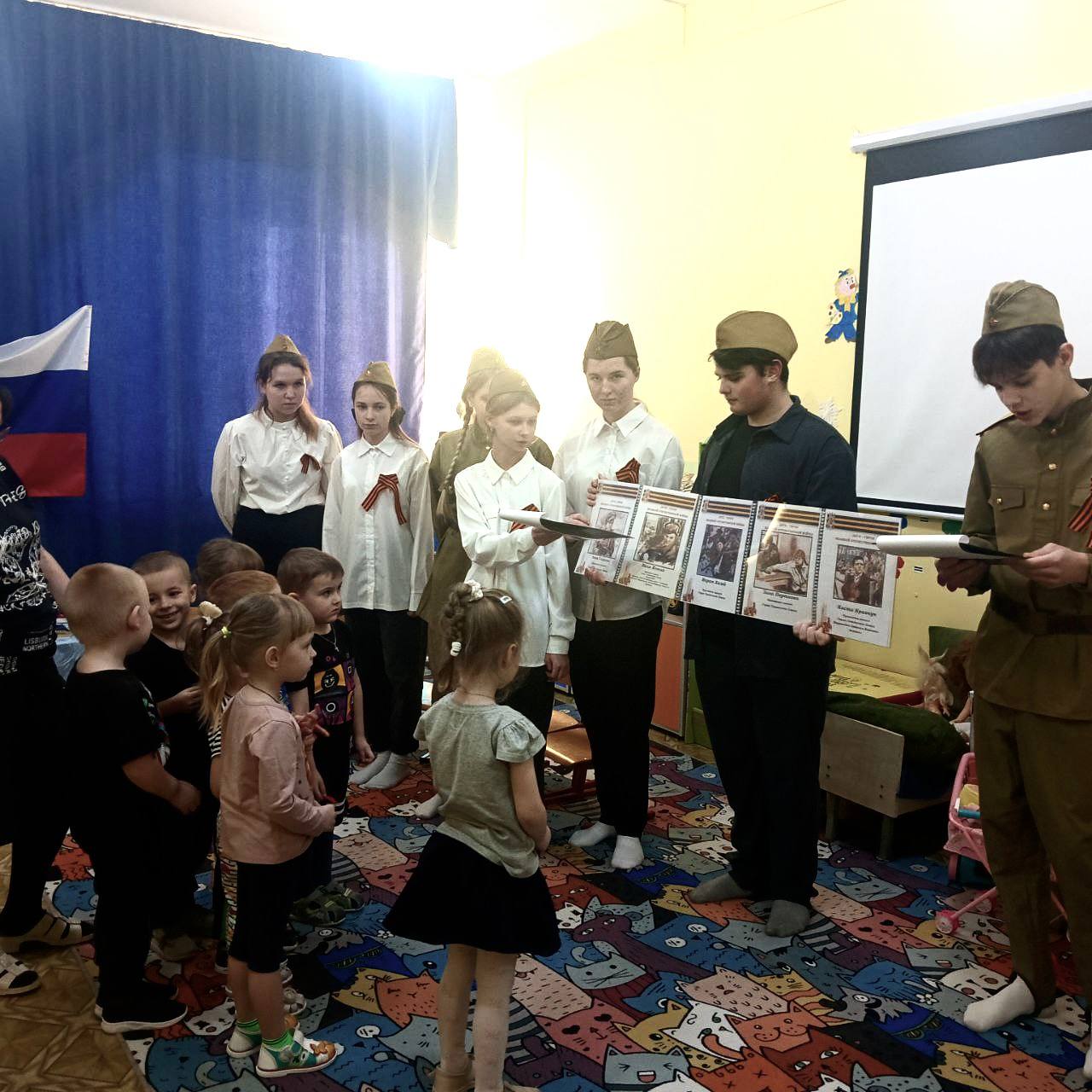 В Индустриальном активисты «Движения Первых» рассказали «Маленьким о большой войне»